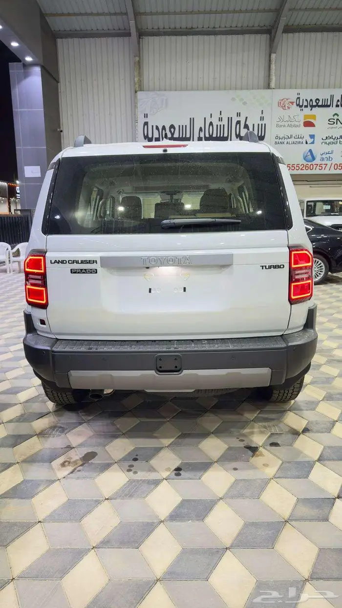 برادو TXL-2 بنزين 2025 4