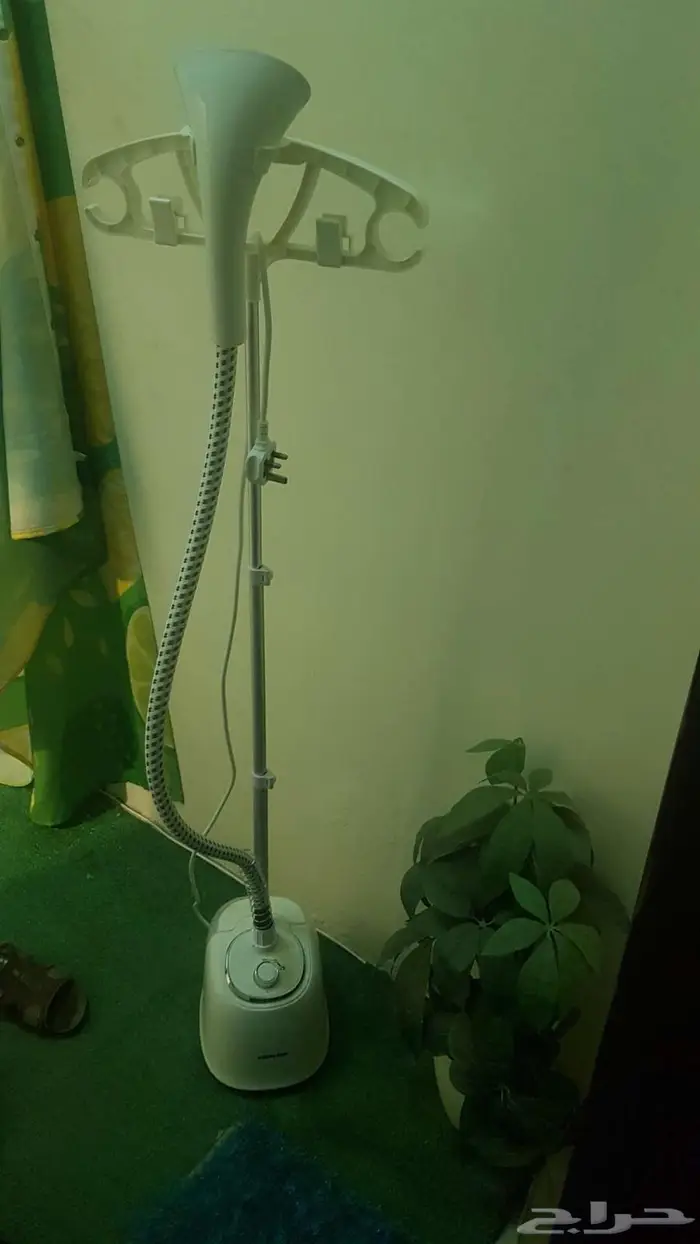 مكواة كاوية ملابس بخارية مع مروحة طاولة 1