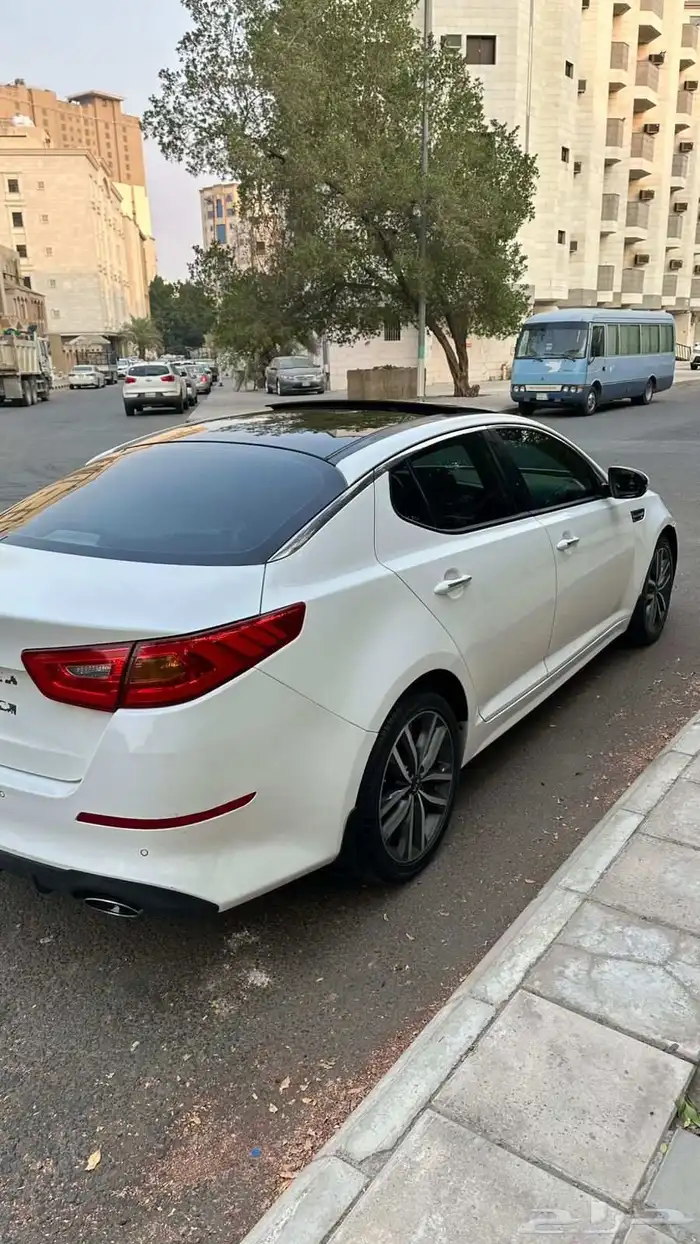 كيا اوبتيما 1