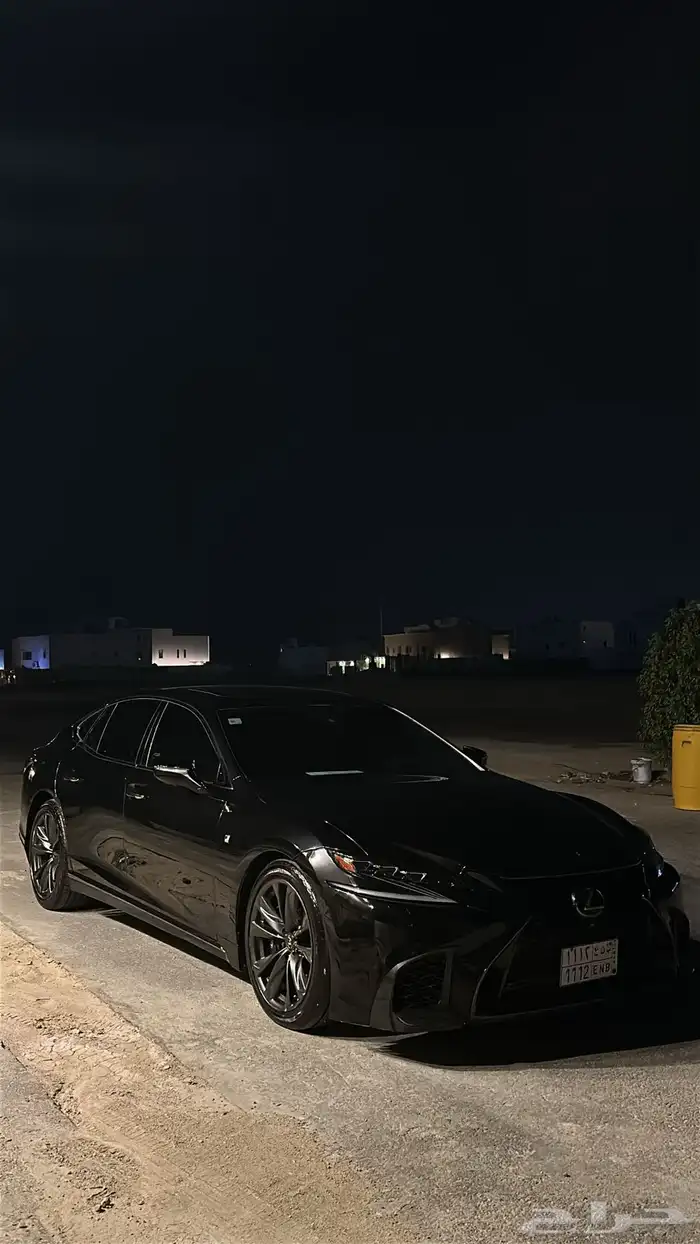 لكزس LS500 1