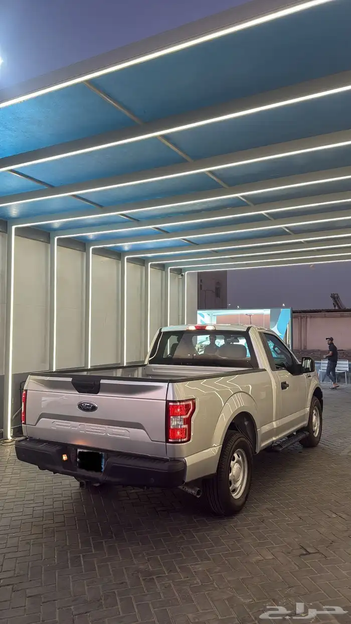فورد F150 ( سته سلندر ) بدون دبل شبة وكالة ممشى قليل 2
