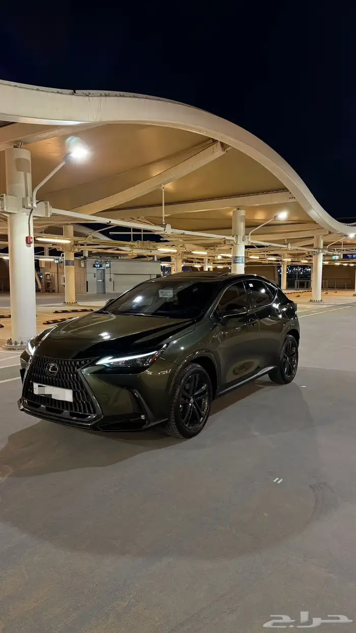 لكزس NX350 بنزين 2024 زيتي 1