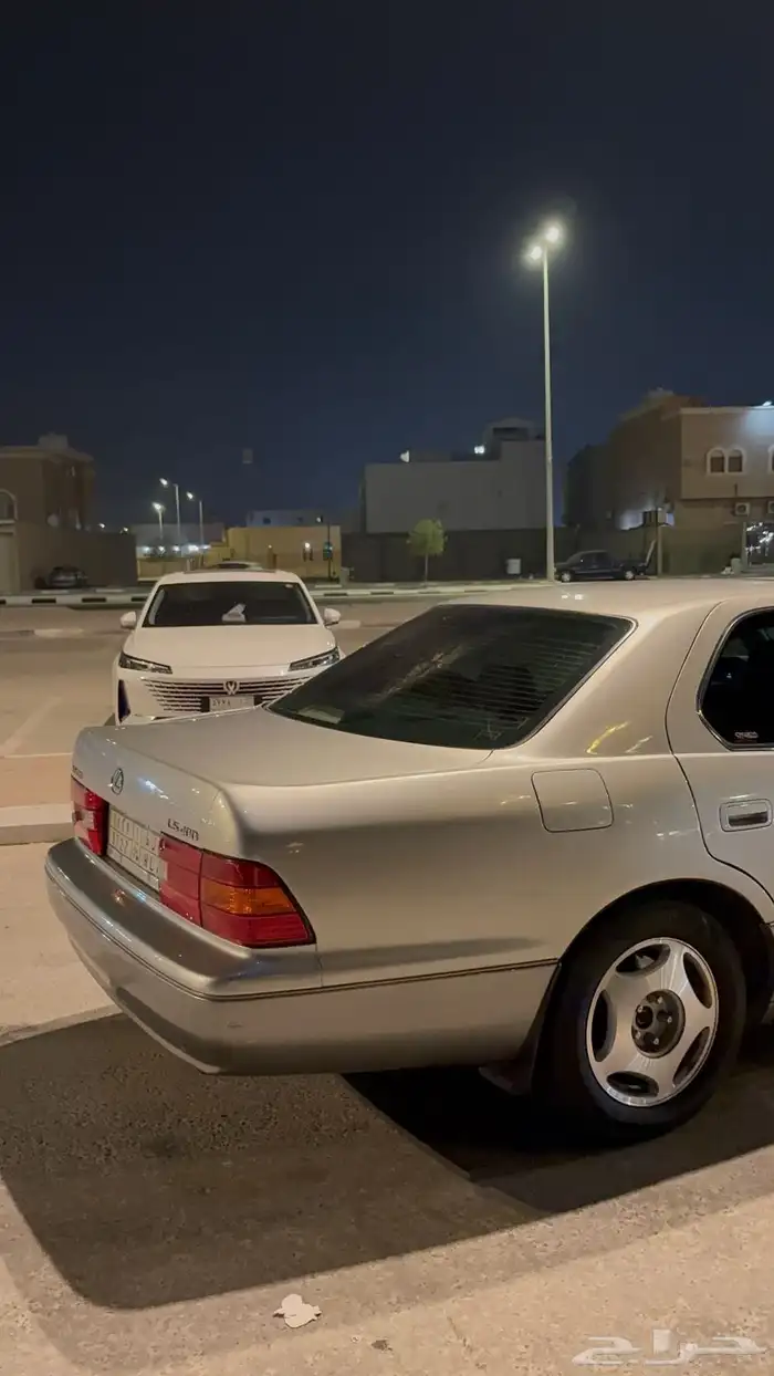 لكزس LS400 2