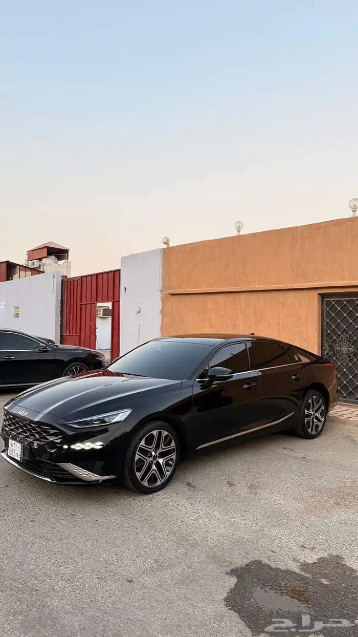 كيا K8 ( بنزين ) 2022 بحالة الوكالة 3