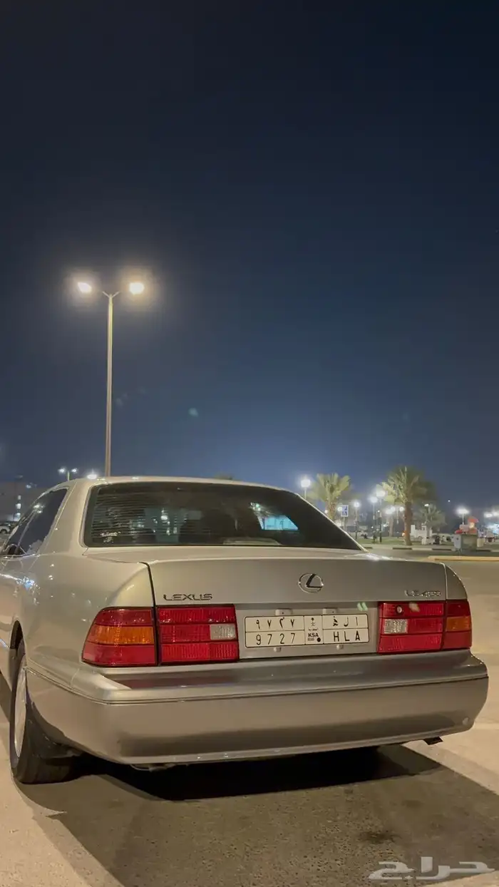 لكزس LS400 8