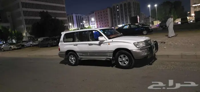 لاندكروزر GXR 2005 بودي بلد 16