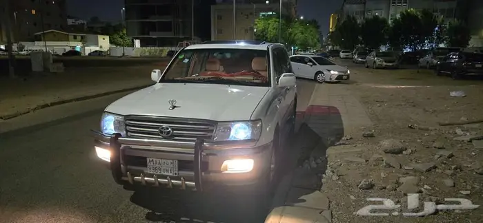 لاندكروزر GXR 2005 بودي بلد 18