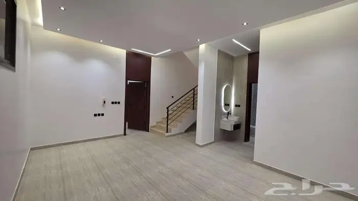 فيلا دورين وملحق للايجار طويق مطبخ ومكيفات راكب 0
