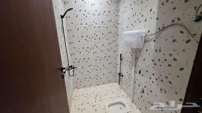 فيلا دورين وملحق للايجار طويق مطبخ ومكيفات راكب 2