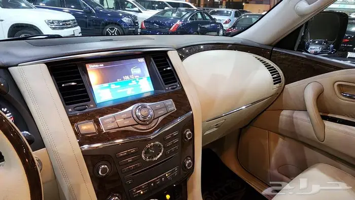 انفنتي QX80 2016 8
