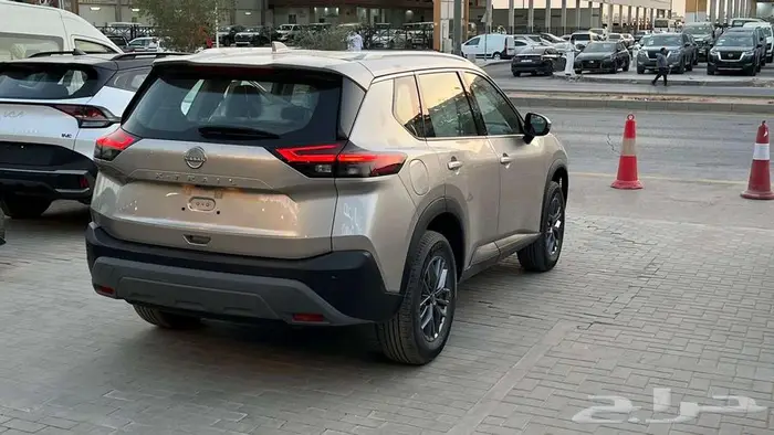 نيسان اكس تريل 2025 دبل 5ركاب كاش قسط ايجار منتهي بالتمليك 3
