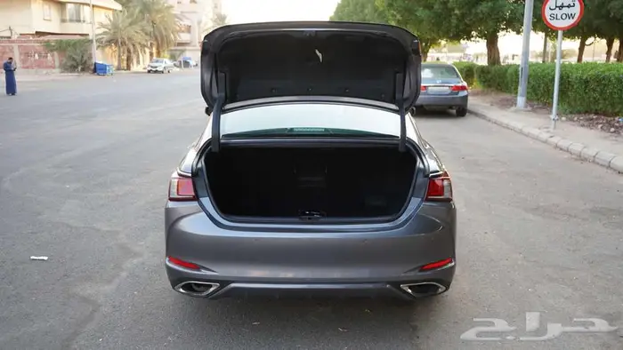 لكزس ES350 fs sport 2020 بطاقة جمركية 10