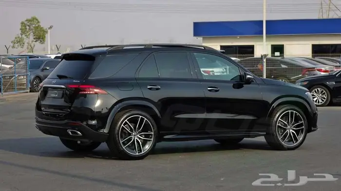 2025 مرسيدس بنز GLE 450 اس يو في 4MATIC اصفار مع ضمان 6