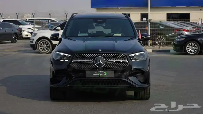 2025 مرسيدس بنز GLE 450 اس يو في 4MATIC اصفار مع ضمان 2
