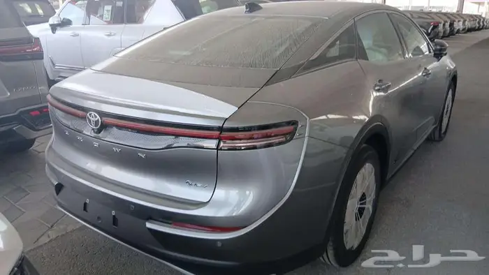 متوفر كراون 2.5 بريميوم هايبرد 2026 1