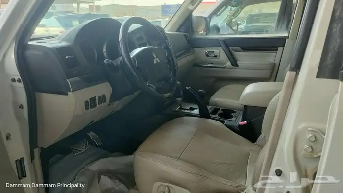 متسوبيشي باجيرو 8