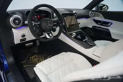 مرسيدس GT 43 موديل 2025 أصفار خليجي أزرق أبيض كريستال index