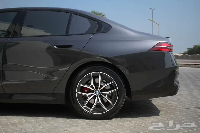 بي ام دبليو 520i Pro special edition M kit موديل 2025 (جديد) 7