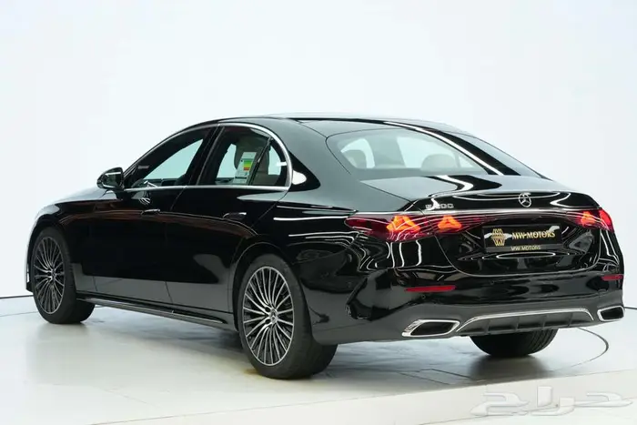 مرسيدس E 200 موديل 2026 أصفار خليجي أسود بيج 3