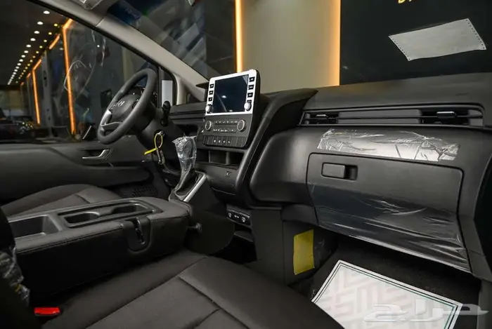 هيونداي ستاريا 9 راكب ديزل اتوماتيك موديل 2025 - عرض خاص 6