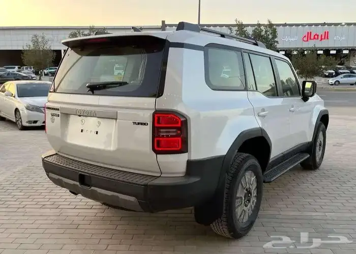 تويوتا برادو TXL3 بنزين 2025 سعودي اصفار 3
