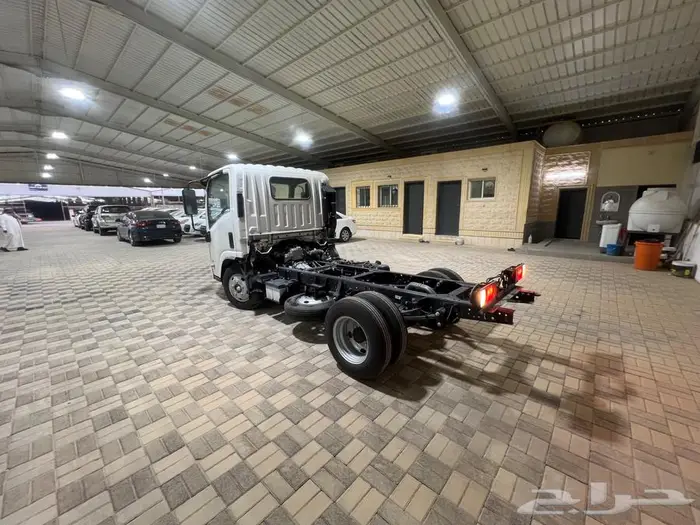 ايسوزو دينا 3.18 طن 2025 عرض تقصيد او كاش 18