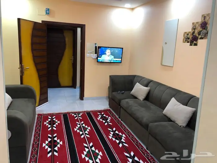 للايجار شقه 3 غرف مفروشه حي بريمان 0