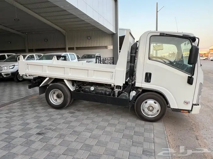 ايسوزو قلاب 3 طن جديد 2025 عرض تقسيط او كاش 14