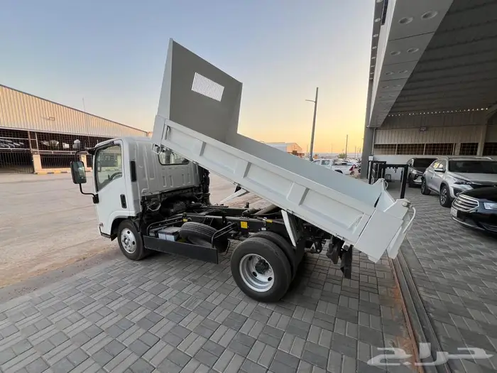 ايسوزو قلاب 3 طن جديد 2025 عرض تقسيط او كاش 26