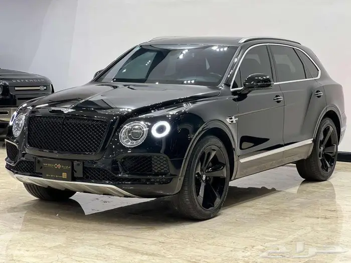 BENTLEY BENTAYGA 1