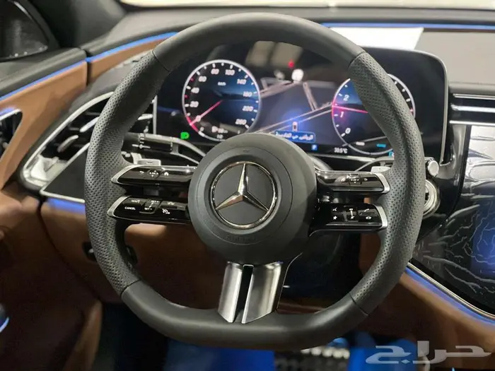 E200 AMG MODEL 2025 - اي 200 3شاشات (كاش - بنوك ) 10