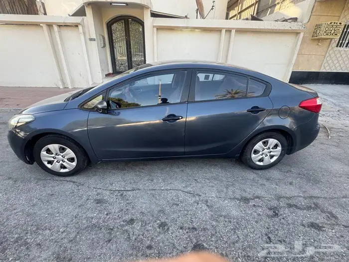 I like sell Kia Cerato 2015 automatic 3