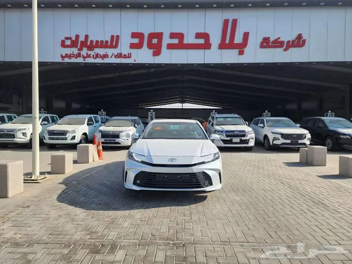 تويوتا كامري 2025 ستاندر سعودي بنزين 3