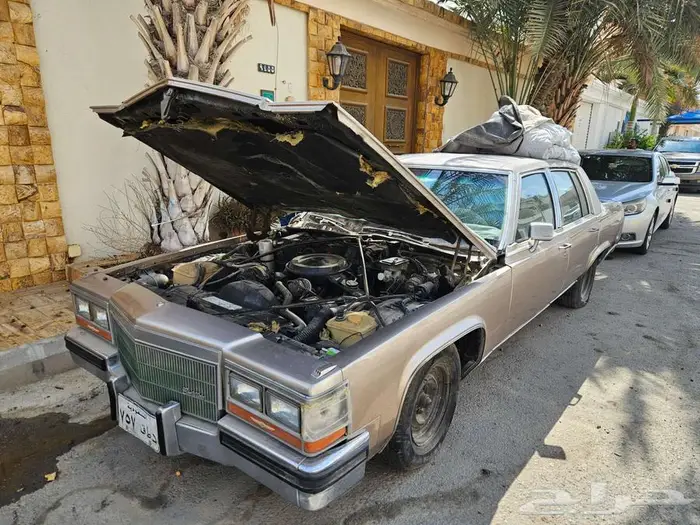 كاديلاك فليت وود موديل 1986 4