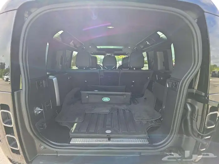 Land Rover Defender 110 OCTA شبه اصفار 13