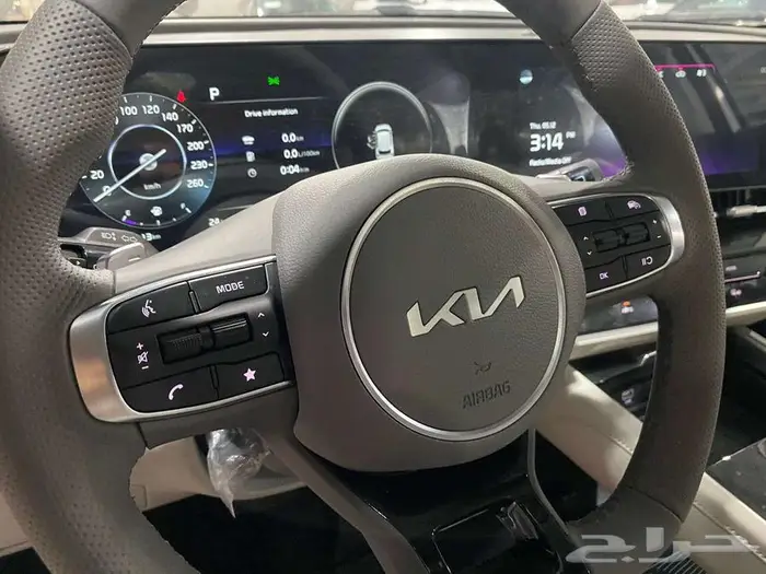 كيا سبورتاج 2025 لارج بسعر 105800شامل الضريبه كميه محدوده 4