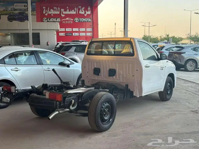 هايلوكس فئة من دون سطح لتغيرها كما يحلو لك ديزل موديل 25 1