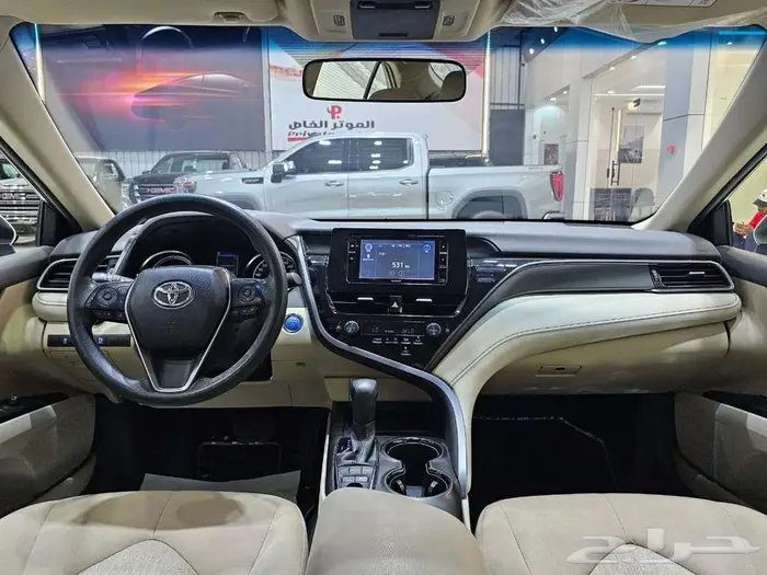 تويوتا كامري 2022 هايبرد 13