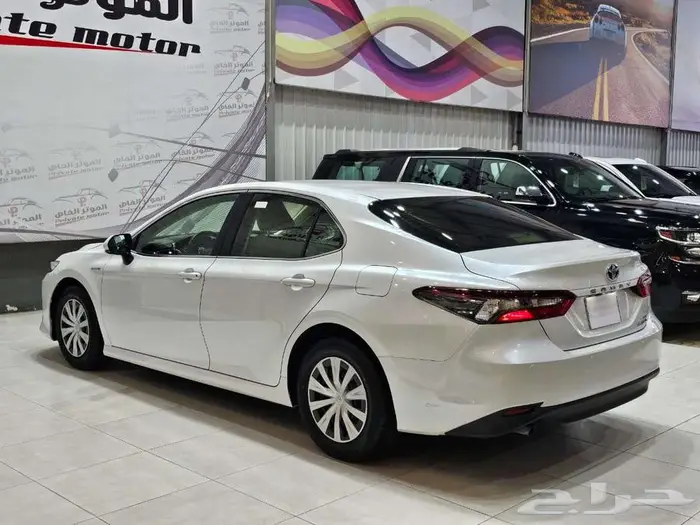 تويوتا كامري 2022 هايبرد 5