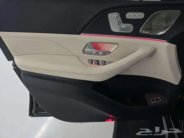 Mercedes-Benz AMG GLE 53 4MATIC  عداد 680 فقط 10