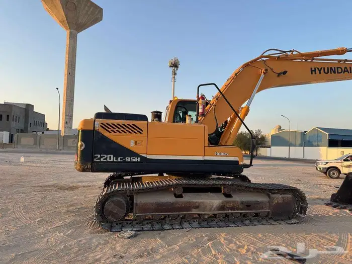 بوكلينات هونداي 220 للبيع 6