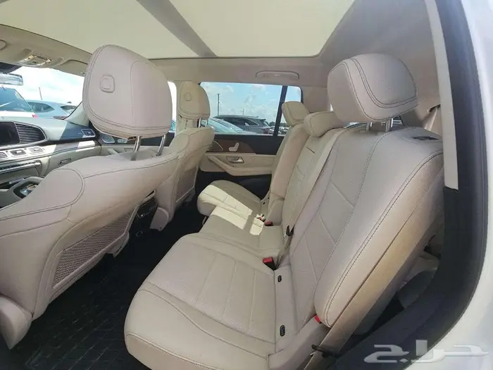 Mercedes-Benz GLS 450 4MATIC كراسي متصله 14