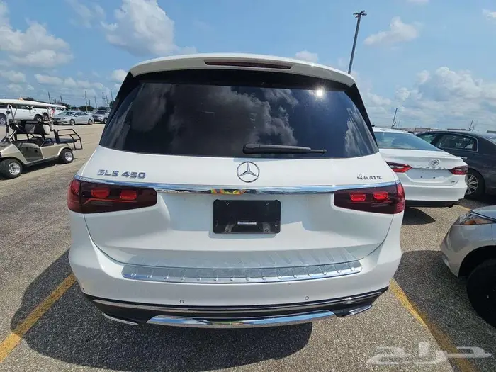 Mercedes-Benz GLS 450 4MATIC كراسي متصله 4