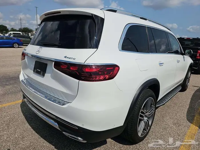 Mercedes-Benz GLS 450 4MATIC كراسي متصله 6