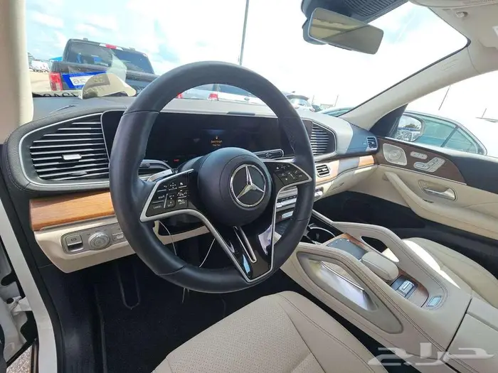 Mercedes-Benz GLS 450 4MATIC كراسي متصله 10