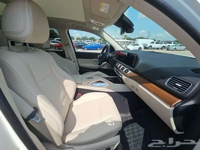 Mercedes-Benz GLS 450 4MATIC كراسي متصله 8