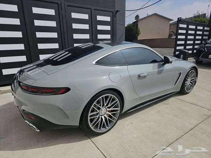 Mercedes-Benz AMG GT 55 4MATIC  Coupe 5