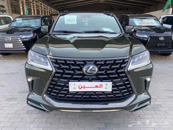 لكزس موديل 2021 بلاد اديشن عداد 216 الف كم 1