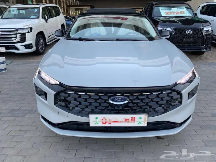 فورد تورس تيتانيوم موديل 2024 عداد 52 الف كم 1