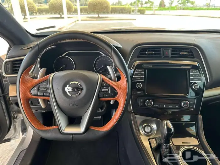 Nissan Maxima 2022 SR 5